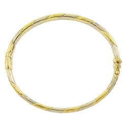 18ct white and yellow gold bangle, stamped 750