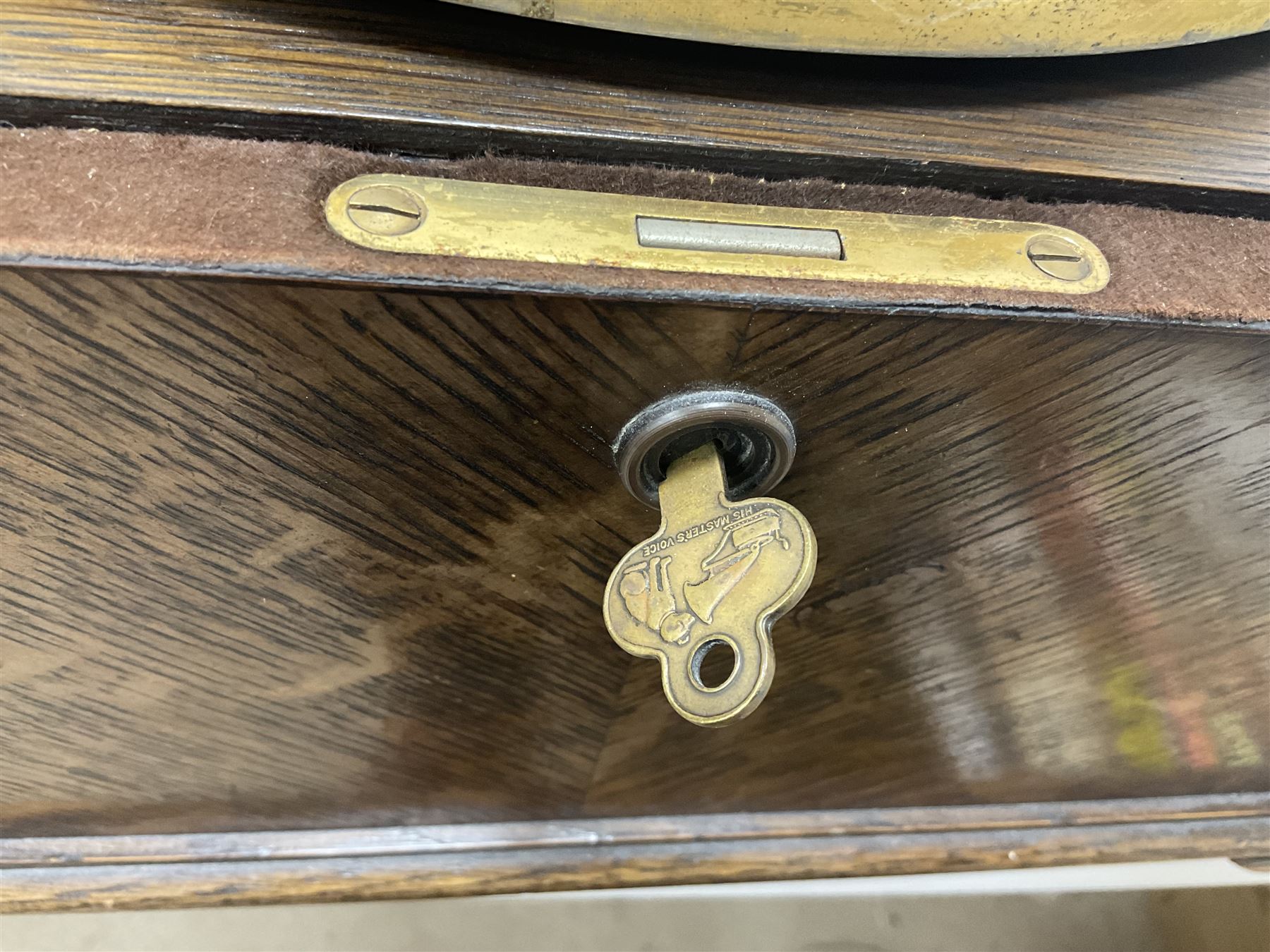 His Master's Voice Lumiere Gramophone, model no. 460 c1925, oak cased table top model with 12