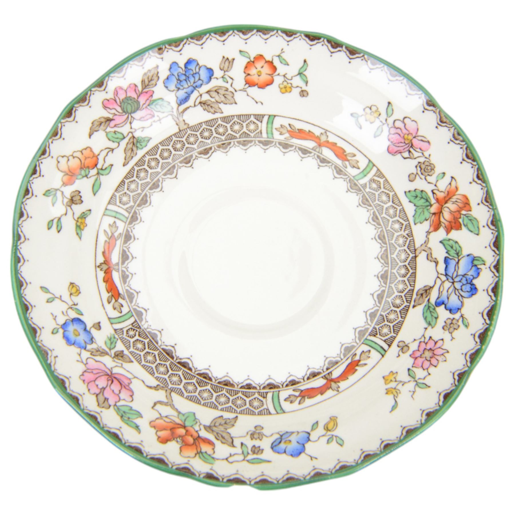 Copeland Spode Chinese Rose pattern extensive tea and dinner service, including eighteen dinner plates, twenty two desert plates, twenty cups and saucers, teapot, coffee pot, platters etc  