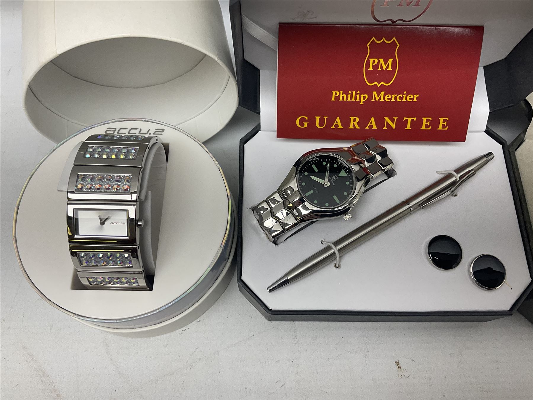 Four automatic wristwatches including two GT Precision, Pendule and Moscow Time and eight quartz wristwatches including Ingersoll Gems, Diamond & Co, Cristin Lars Diamond, Gianni Ricci and Philip Mercier (12) 