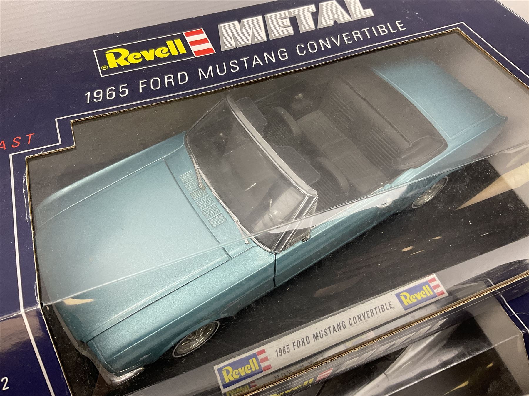 Revell - seven 1:18 scale die-cast models comprising '55 Ford Thunderbird; '56 Thunderbird 'Pink Dream'; '69 Corvette Convertible; 1965 Ford Mustang Convertible; Honda NSX; Pininfarina Mythos; and BMW Isetta 250; all boxed (7)