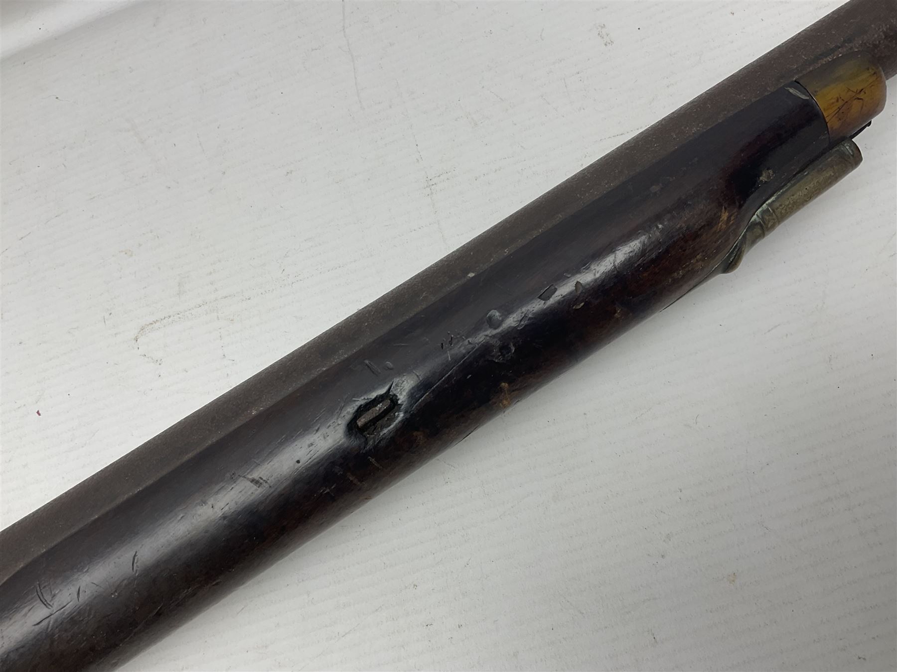 Early 19th century flintlock single barrel sporting gun by Johnston, approximately 14-bore, with 94cm(37