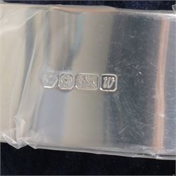 Set of six oval silver napkin ring by Carr's of Sheffield Ltd, Sheffield 1996, boxed