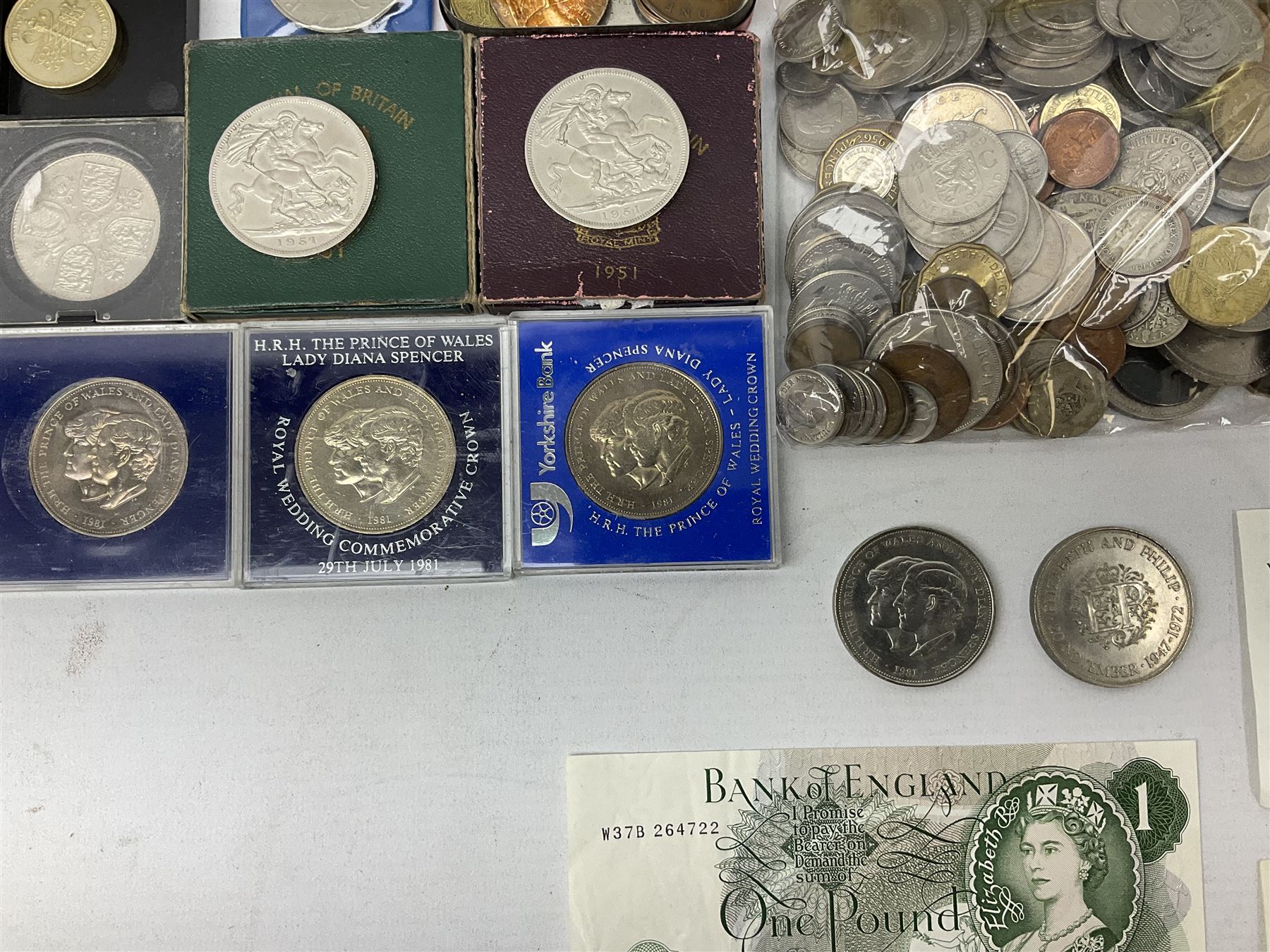 Great British and World coins including Queen Victoria 1887 and 1888 double florins, King George V 1929 halfcrown, King George VI 1951 Festival of Britain crown, commemorative crowns, Queen Elizabeth II 1953 nine coin set in blister pack, 1989 and 1995 two pound coins, various pre-decimal pennies and other coinage