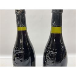 Mixed red wines including two bottles Domaine De Font-Sane, 750ml, 13.5% vol, one bearing 1992 to label, Vina Amezola, 1990, rioja, 75cl, 12.5% vol, Louis Latour, 1993, Santenay, 75cl, 13.5% vol, etc (9)