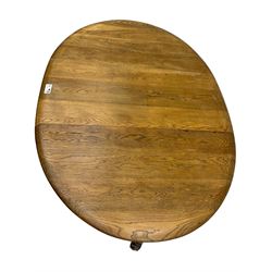 Mid-to-late 20th century oak and beech drop-leaf dining table, gate-leg action base with turned supports