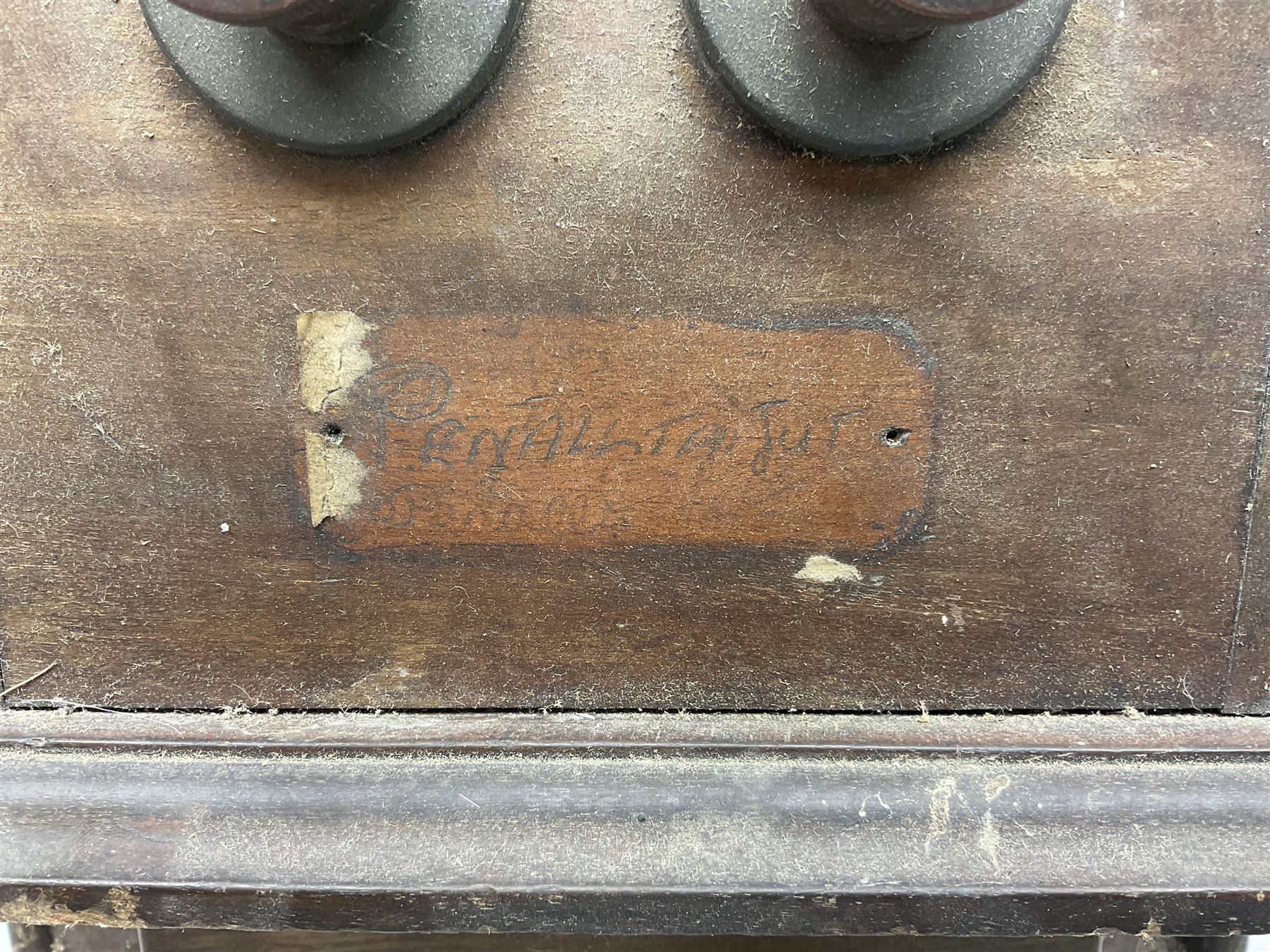 Railway  repeater signal box, with signals for train on line and arrival, H97cm