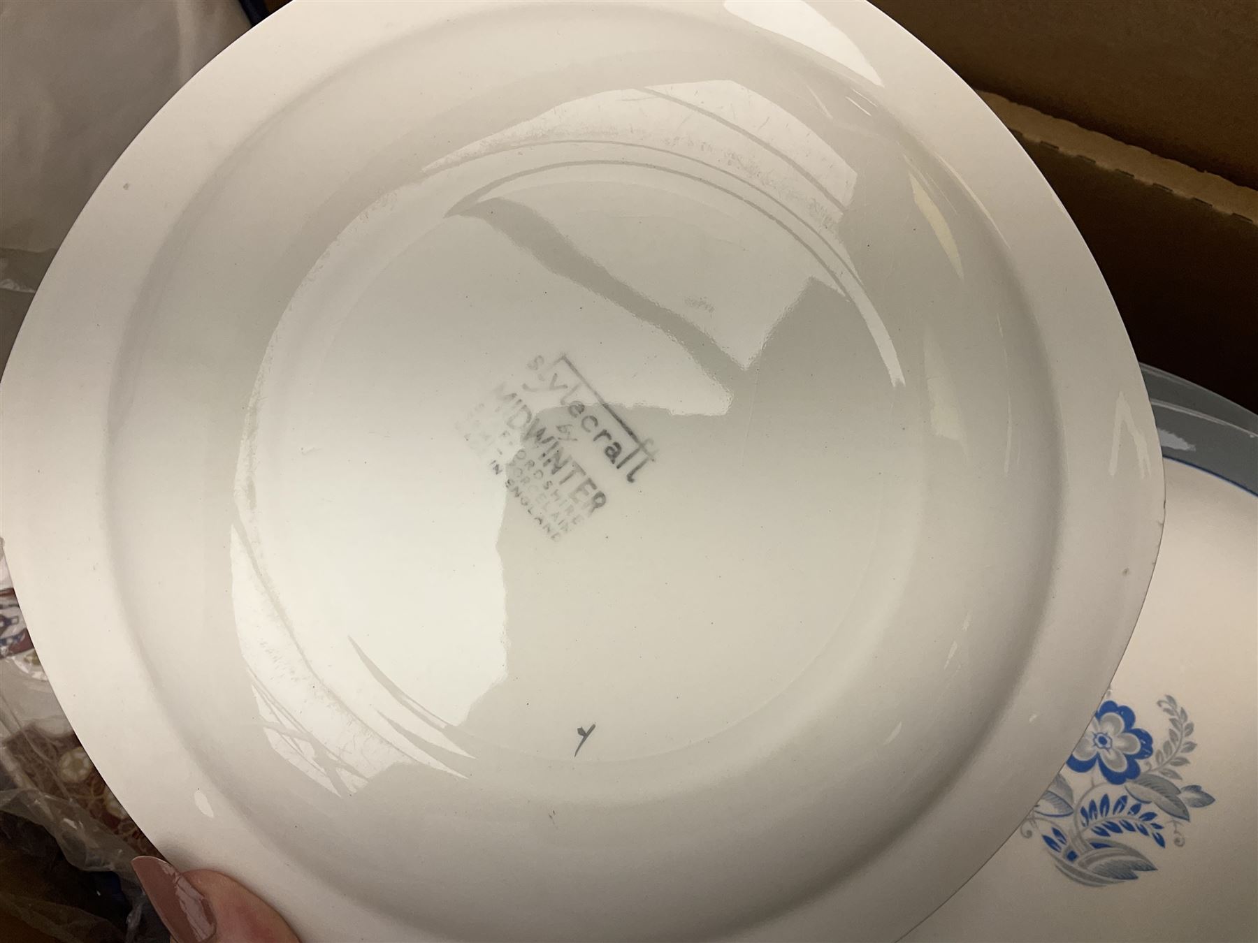 Twin handled cache pot in the style of Herend Hungary, stamped VA Portugal, decorated with birds upon branches, Mason's Ironstone large footed bowl in the Mandarin pattern, Spode Gainsborough bowl, Royal Doulton Bird of Paradise plate c1938 D4602, lustre plates, Aynsley, oriental style lidded vase, Portmeirion, lattice creamware, J & G Meakin Sol, Wedgwood, studio pottery, Spode York Minister boxed plate etc