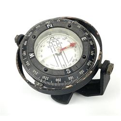 Silva Sweden small boat compass with black crackled gimbal mount L13cm overall