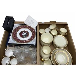 Grosvenor part tea set, together with limited edition boxed Spode ;The Millennium Collection' plate, two limited edition cased Spode 'The Queen Mother's Plate' plates, three Royal Commemorative loving cups, and a selection of drinking glasses of various size and form, in two boxes 
