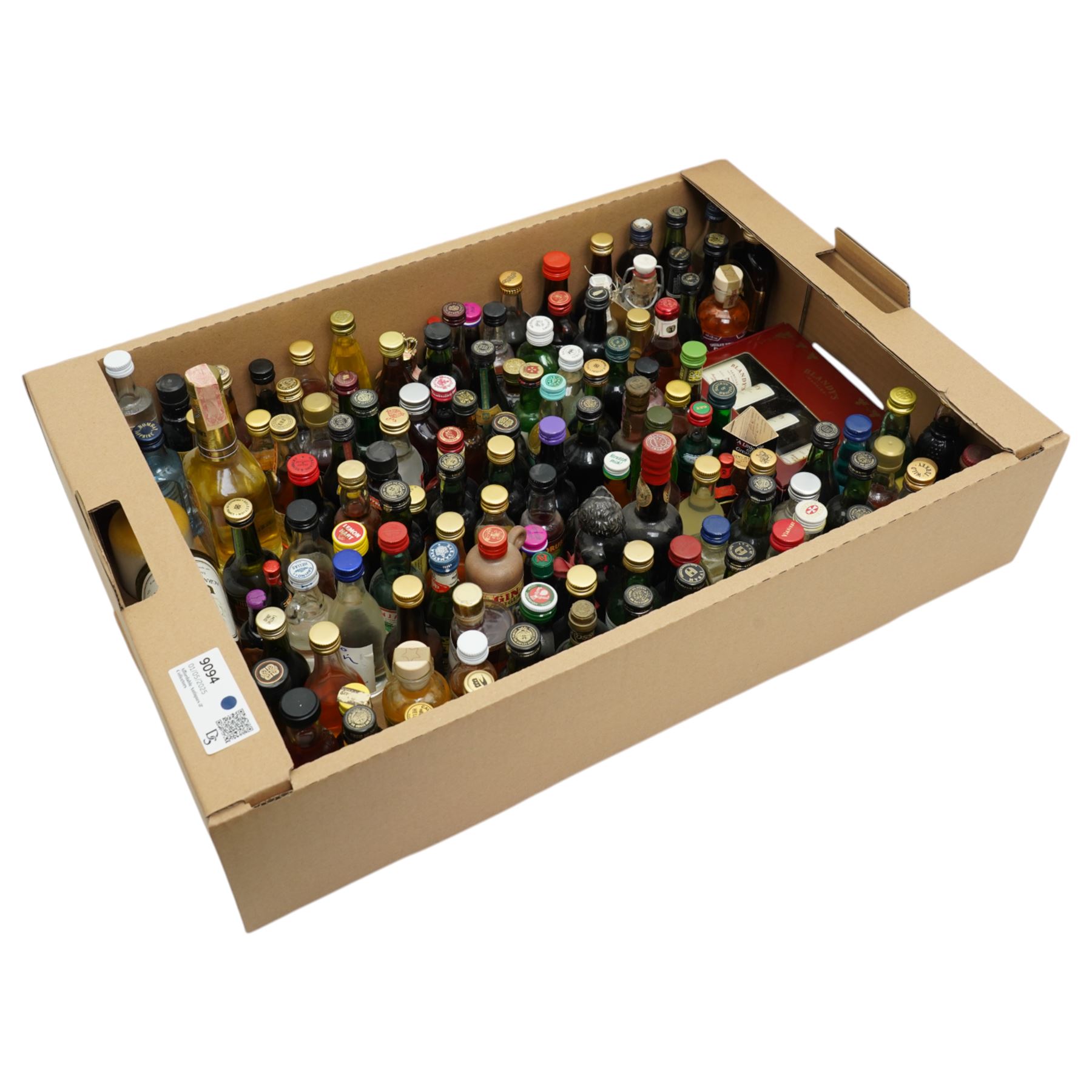 Large collection of mixed alcohol miniatures, to include Jacquins Peach Schnapps, Napoleon Brandy, Grand Marnier etc, various contents and proof