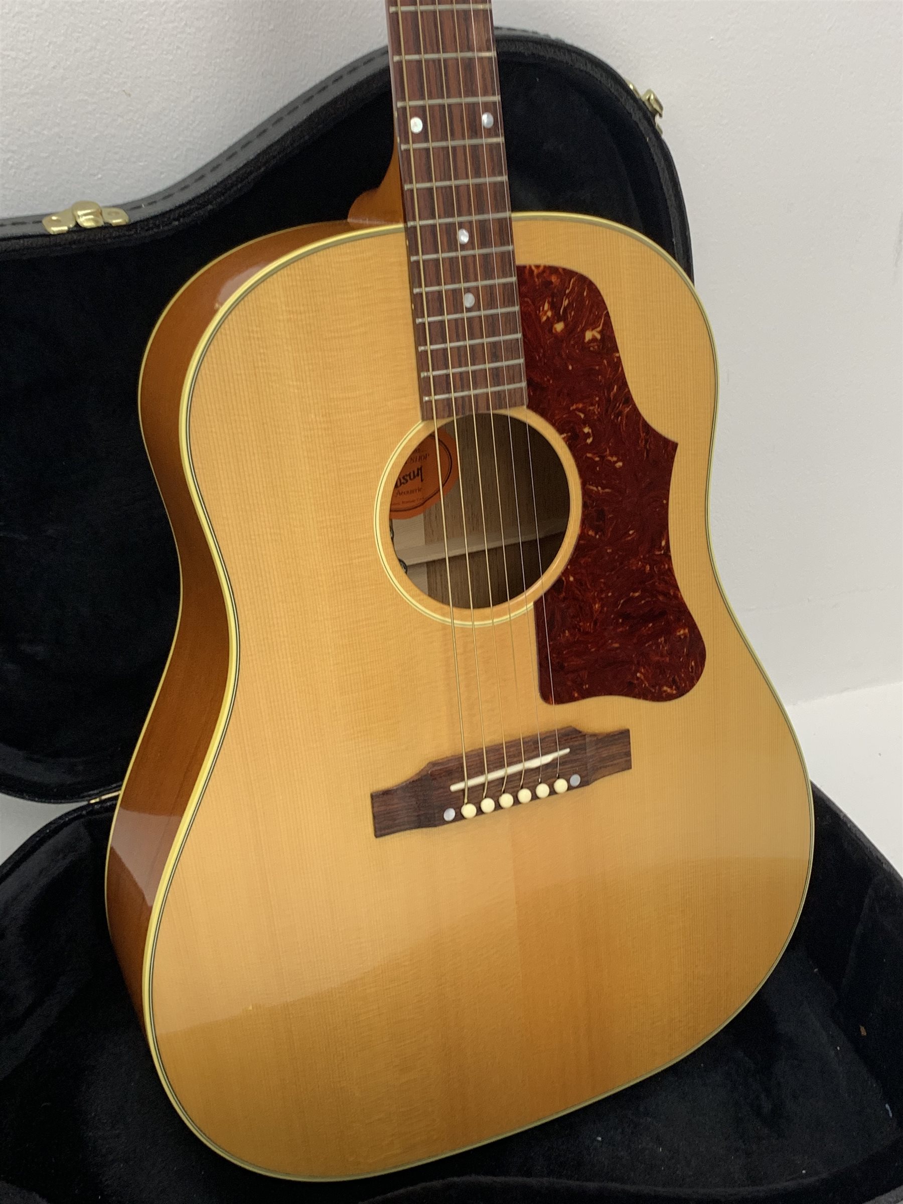 Gibson J50 VOS Custom Shop acoustic guitar, model no. 11686010, Deadknot J45 body with sitka spruce top, scalloped wide x bracing pattern, mahogany back, in carrying case with Gibson certificate of authenticity