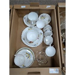 Colclough part tea service and other ceramics and glassware 