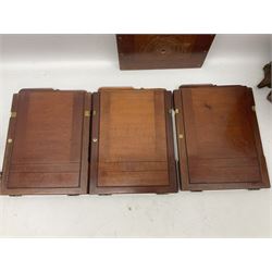 Collation of folding plate cameras of various sizes folding plate in mahogany and lacquered brass, together with camera plates and slides
By vendors repute some slide are from the Gandolfi workshop
