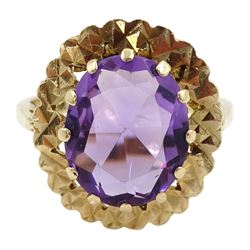 9ct gold single stone oval amethyst ring, London 1966