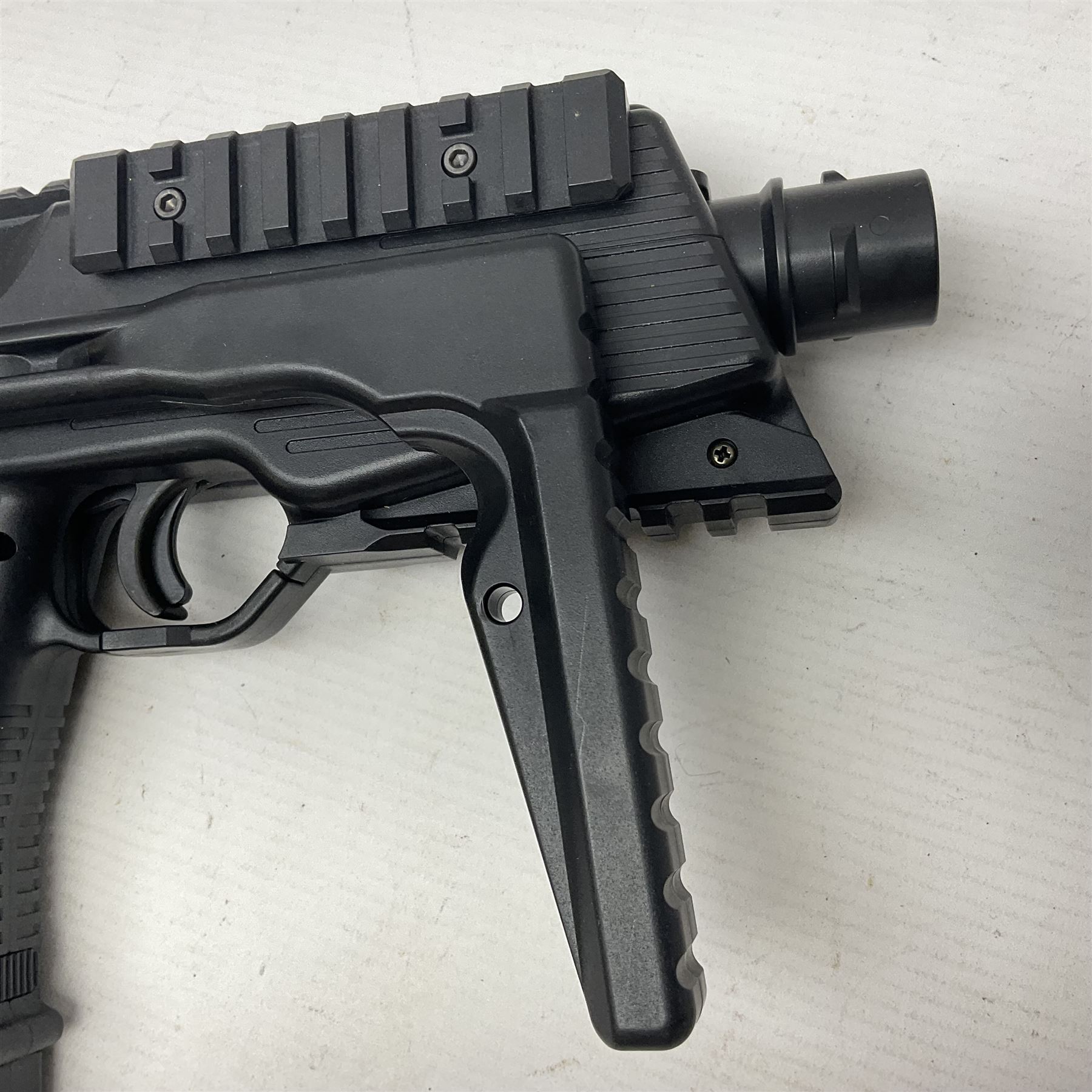 Gamo MP-9 .177 cal. semi-auto blowback pellet/BB CO2 gun, serial no.14J39179, L30cm; on original box with accessories and paperwork  NB: AGE RESTRICTIONS APPLY TO THE PURCHASE OF AIR WEAPONS.