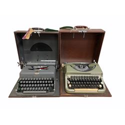 Two Imperial portable typewriters comprising 'Good Companion' model 6 and 'Good Companion' model 3 in carry cases (2)