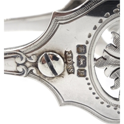 Pair of Edwardian silver asparagus tongs by James Dixon & Sons Ltd, Sheffield 1905, approx 5oz