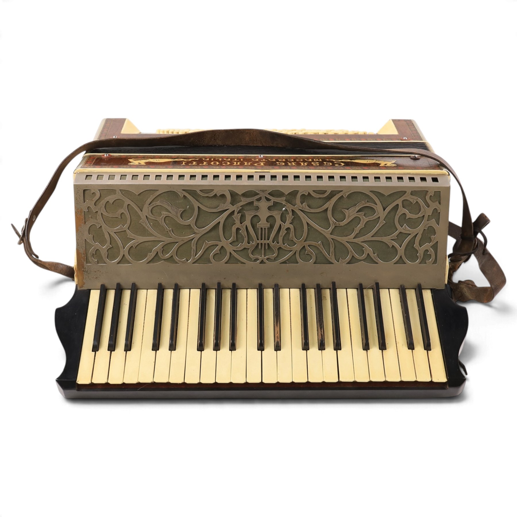 Italian Cesare Pancotti accordion, contained within a wooden case