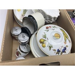 Royal Worcester Evesham pattern tureen etc, Wedgwood trinket boxes, Wade tortoise trinket boxes, collector's plates and a collection of glassware and other ceramics, in nine boxes 