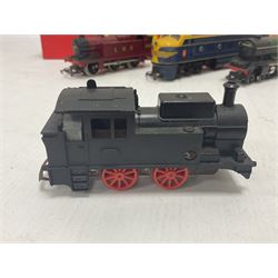 Hornby/Tri-Ang ‘00’ gauge - nine locomotives to include Britannia Class ‘Britannia’ 4-6-2 no.70000 in BR green; Class M7 4-4-0 Tank no.30027 in BR black; Princess Class ‘Princess Victoria’ 4-6-2 no.46205 in BR black; in original boxes; further loose models Princess Class ‘Princess Elizabeth’ 4-6-2 no.46201 in BR green; Class 3F 0-6-0 tank no.7606 in LMS crimson; TR double ended diesel locomotive; three further tank locomotives and one loose tender (10) 