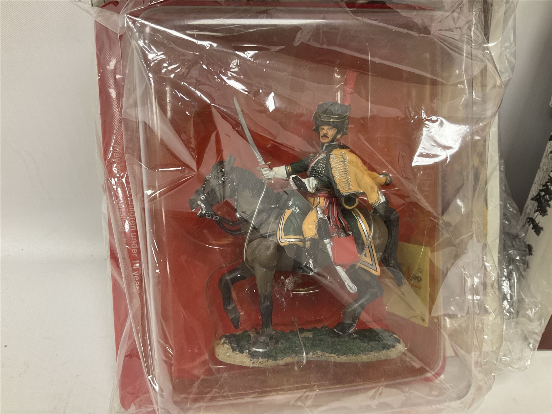 Thirty-four Del Prado metal soldiers from periodical issues for WW2, Napoleonic War etc; all in unopened blister packs; and seven similar DeAgostini boxed soldier figures (41)