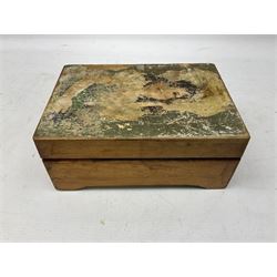 Victorian rectangular disc music box, the hinged lid with printed decoration of a young girl lifting to reveal a brass plate with single comb movement, with six discs, housed in pine case