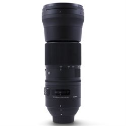 Sigma 150-600mm F5-6.3 DG camera lens, serial no. 53565860, boxed with soft case 