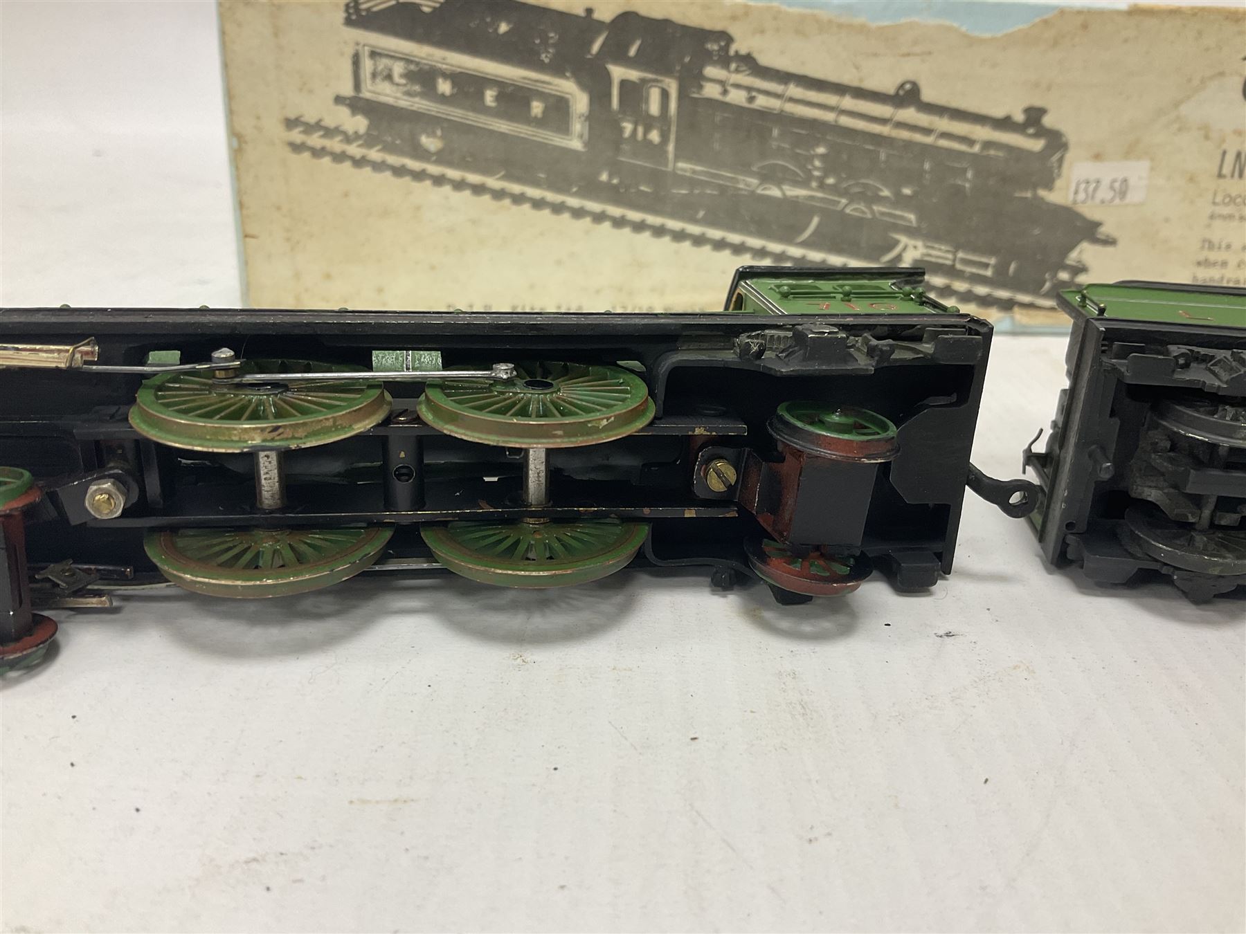 DJH Models ‘00’ gauge - kit built Class C7 (NER Class Z) 4-4-2 Atlantic locomotive and tender no.710 in LNER green; with original box 