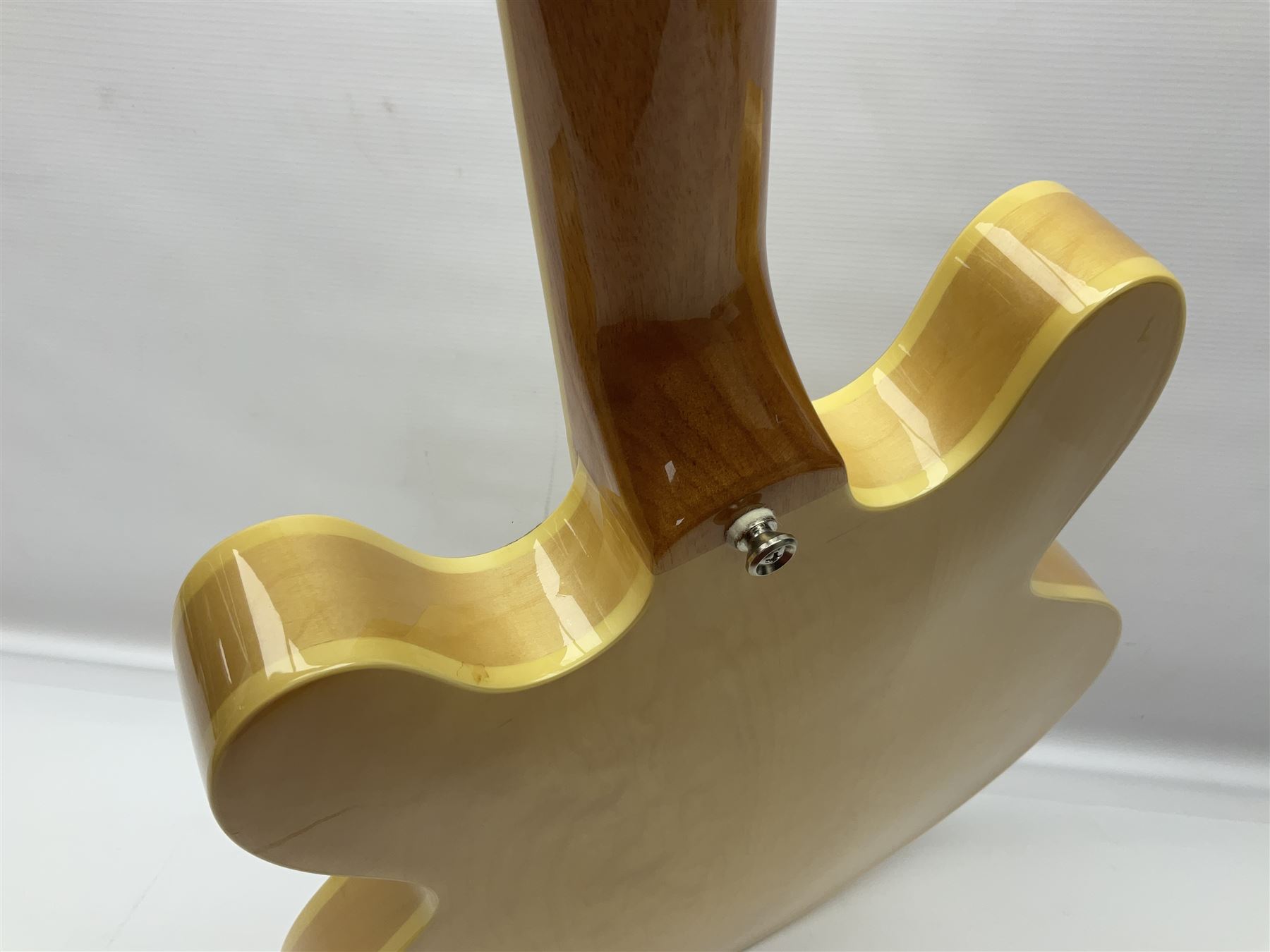 Epiphone Casino NA semi-acoustic guitar with natural maple finish and P90 pick-ups, serial no.19061529340, L105cm overall; in original hard carrying case