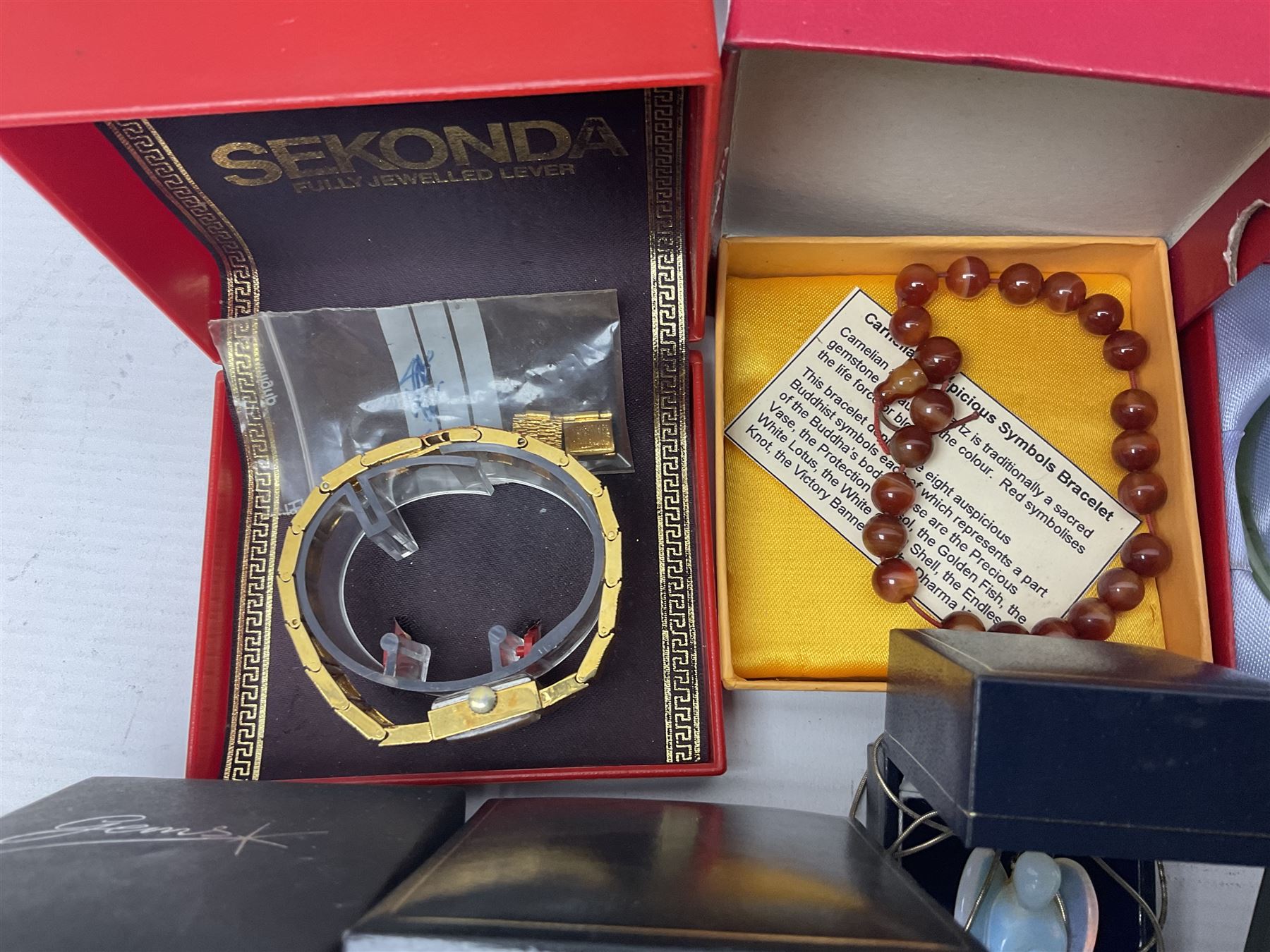 Silver stone set jewellery, including necklaces and bracelets and a collection of beaded and carved hardstone jewellery, etc