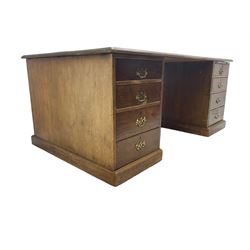Large Georgian design mahogany twin pedestal solicitor's desk, rectangular top with green leather inset writing surface, fitted with eight graduating drawers, on plinth bases