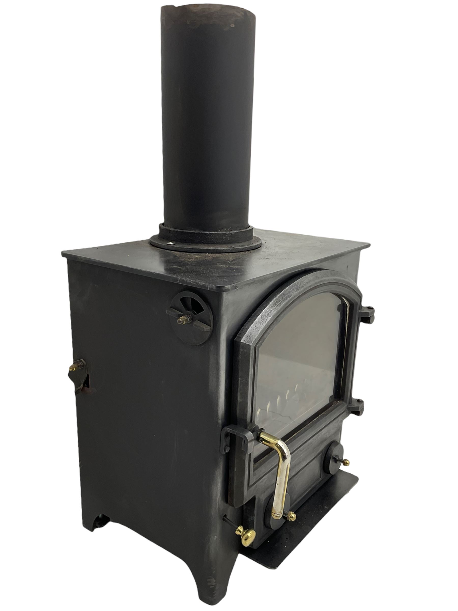Town & Country Fires - 'Little Thurlow' smoke control eco multi-fuel stove, 5kW output, retail price - £1,456