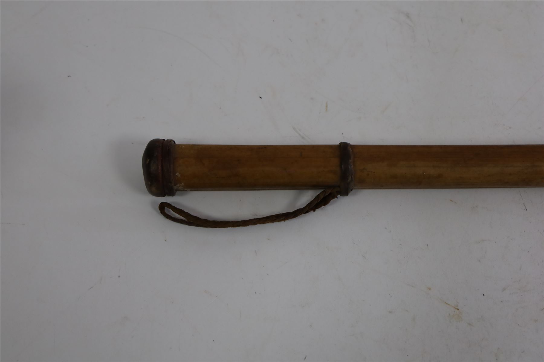 WWI trench club or cosh, with leather strap, L40cm