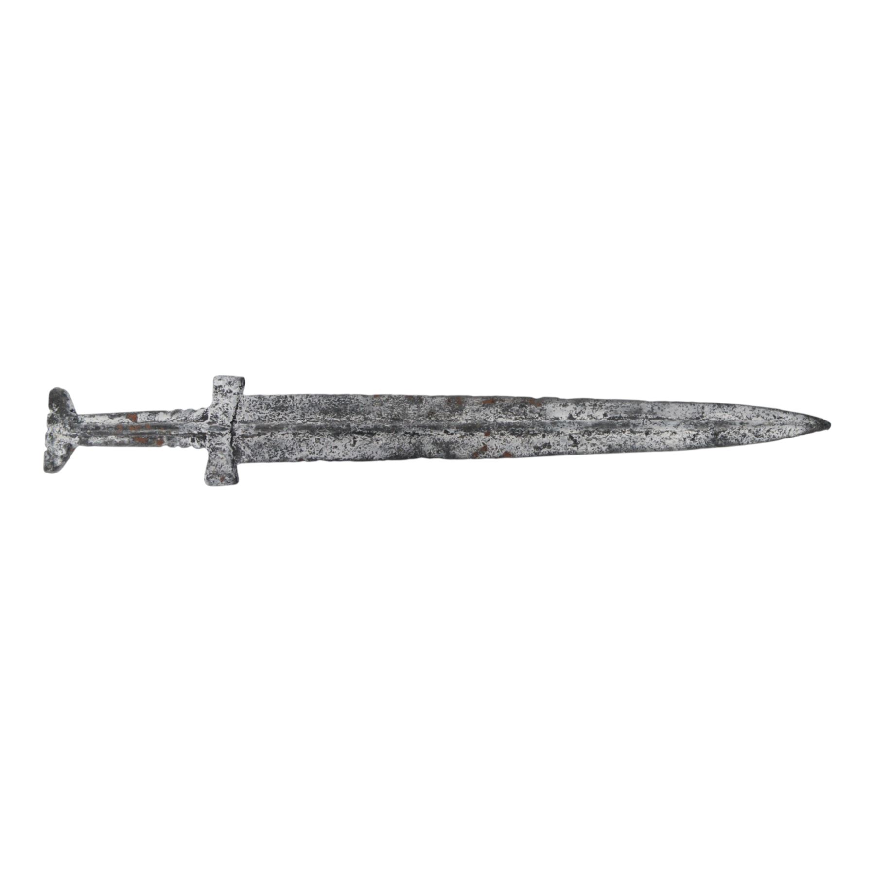 13th-6th century BC, two daggers of triangular shape with shallow fuller tapering to a pointed tip and raised midrib, short straight quillons, largest L55cm