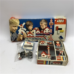 Lego - Set 22 Basic Building Set 1968. Complete and boxed but no instructions, Set 50 Universal Building Set 1976. Complete and boxed but no instructions and Set 315 European Taxi (from Traffic) 1963. Complete with instructions but no box (3)