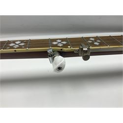 Tonewood mahogany 5-string banjo with 5th string capo L99cm