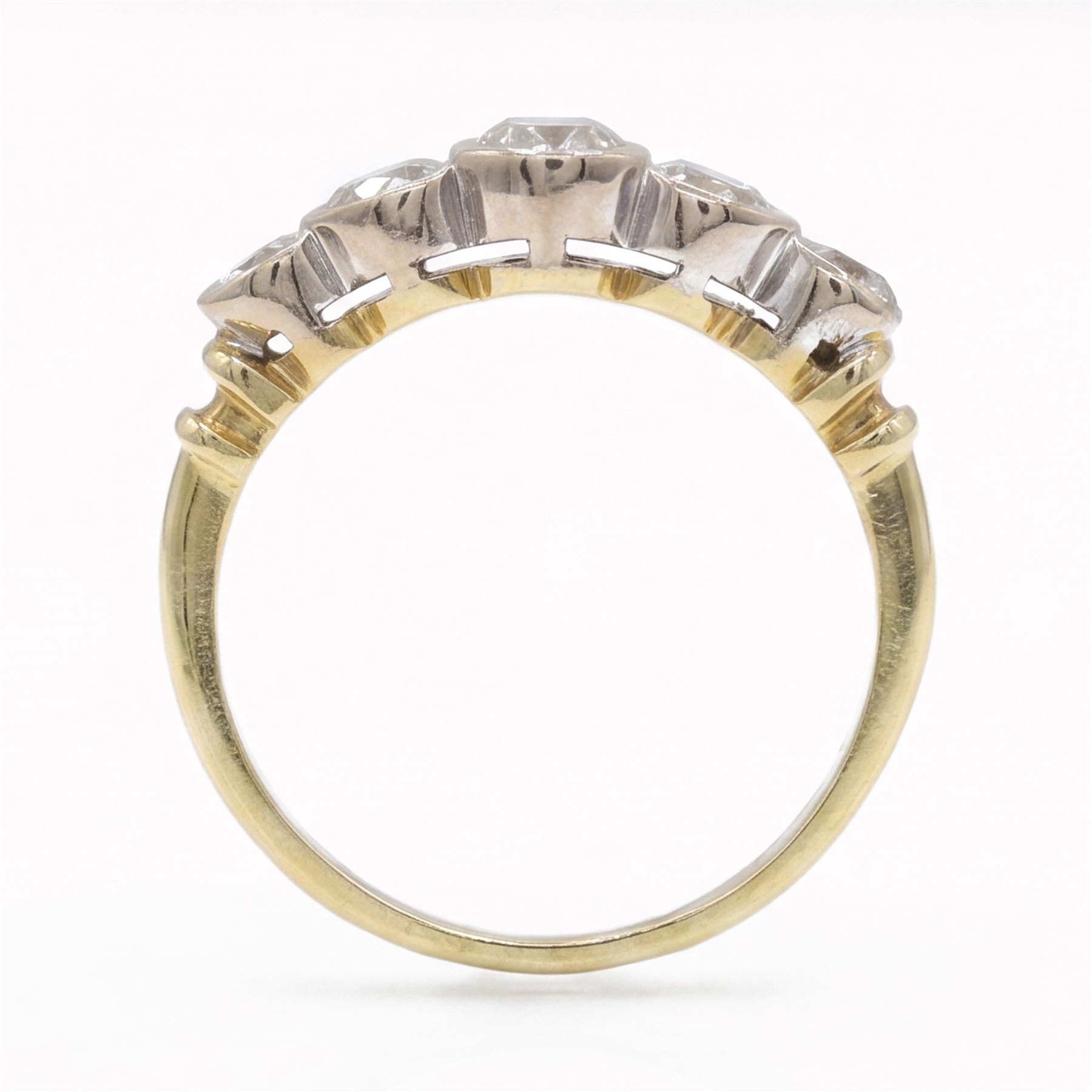 18ct diamond five stone ring, rubover set with five graduating round brilliant cut diamonds, total diamond weight approx 0.75 carat