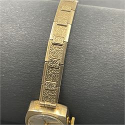 9ct gold Summit 17 Jewels ladies manual wind wristwatch, on 9ct gold articulated strap, stamped 375