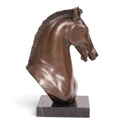  Bronze bust of a horse, upon a rectangular marble base, H33cm