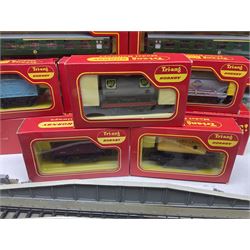 Tri-ang/Hornby '00' gauge - Princess Class 4-6-2 locomotive 'Princess Elizabeth' No.46201 with tender; Battle Space Turbo Car, boxed; four passenger coaches, buffet car, track cleaning car and eight wagons, all boxed; and various other accessories