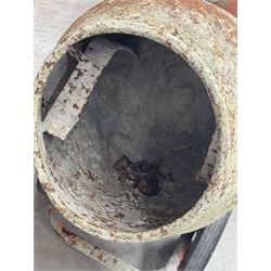 Bell Mini 140 Cement mixer