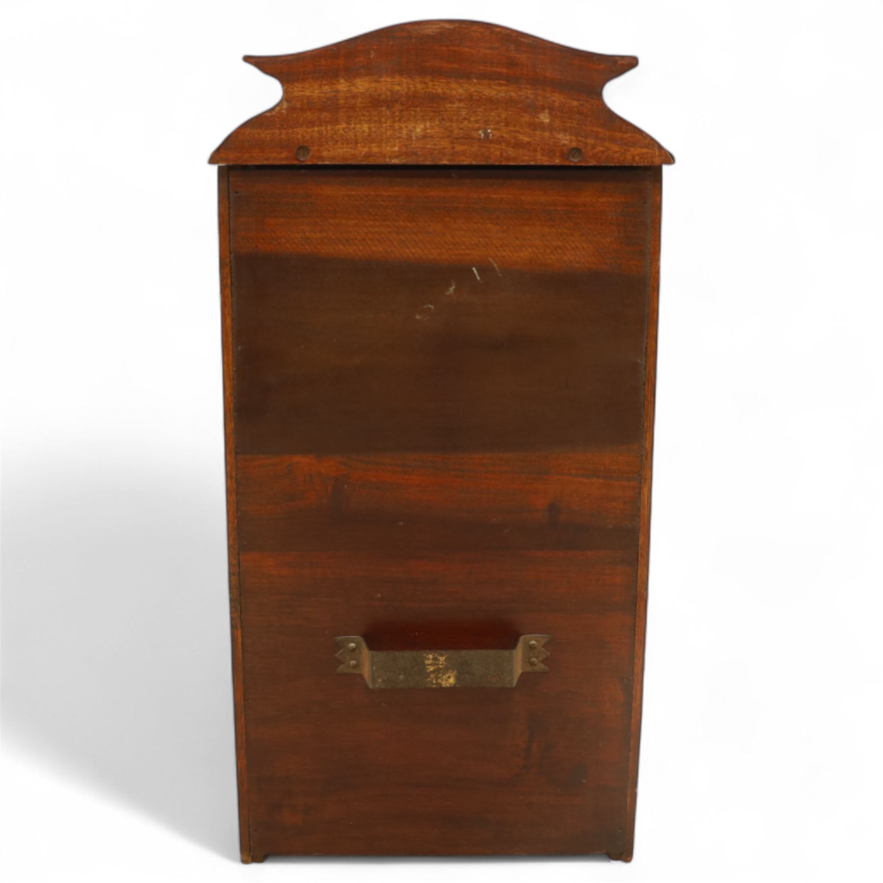 19th century mahogany coal scuttle, shaped raised back carved with shell fan motif, swing front enclosing original removable metal liner with handle, panelled front with cast drop handle, over slatted undertier (H 65cm, W 33cm, D 34cm)
Early 20th century mahogany magazine table, rectangular top and undertier decorated with gilt foliate and scroll marquetry, shaped pierced side rails forming magazine divisions, on square tapering supports (H 70cm, W 71cm, D 45cm)