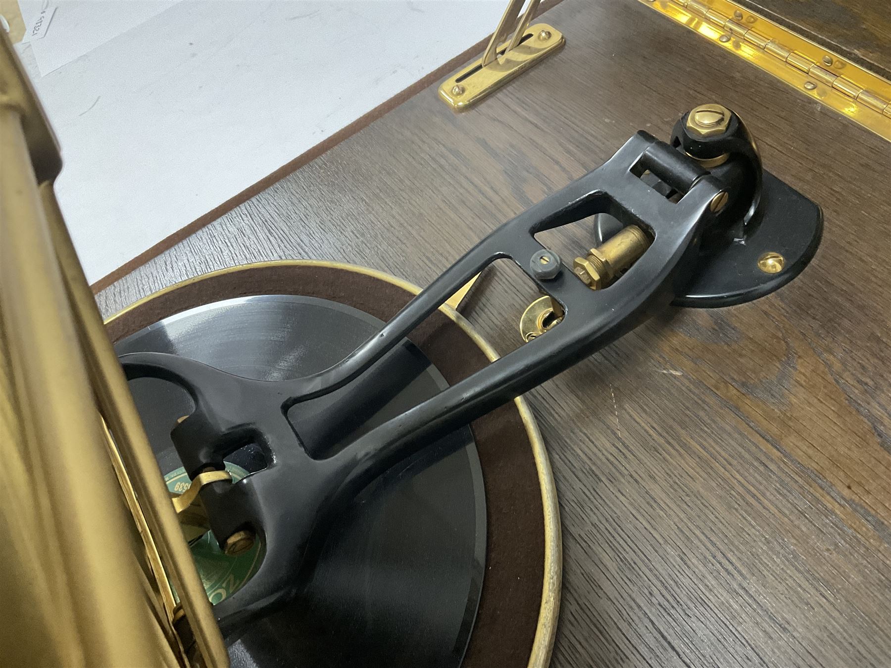 His Master's Voice Lumiere Gramophone, model no. 460 c1925, oak cased table top model with 12