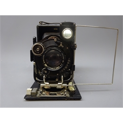  Houghton-Butcher Cameo plate camera with Aldis-Butcher Anastigmat F4.5-5.5 in Focus lens No.140296 with a non-original black leather case (2)  
