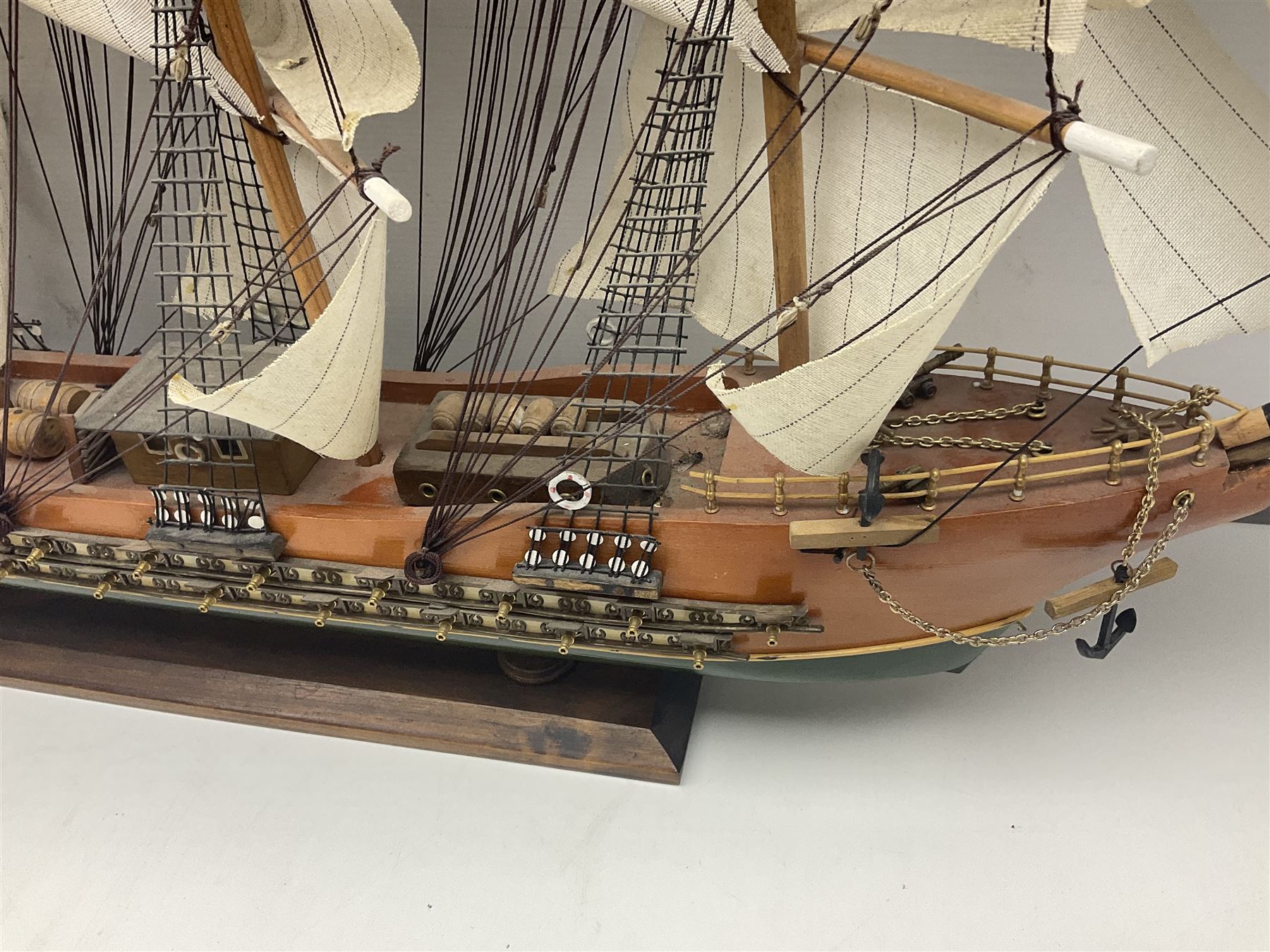 Wooden scale model model of a galleon 'Fragata Siglo XVIII ship, together with three mast scratch built ship and one other, fragata H78cm