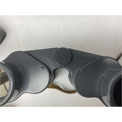 Praktica L camera body, with 'Meyer-Optik Gorlitz Domiplan 2.8/50' lens, CMS Commet II camera, Pair of Janik 8x30 binoculars in a case etc