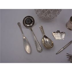 Group of silver, to include cut glass scent bottle with silver top, pair of napkin rings, Whisky decanter label, propelling pencil and flatware, all hallmarked 