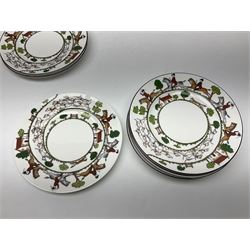 Wedgwood Hunting Scenes dinner and tea service for ten, to include dinner plates, side plates, dessert plates, cups and saucers, mugs, two large teapots, two milk jugs, etc, together with matching items by coalport and Staffordshire (94)