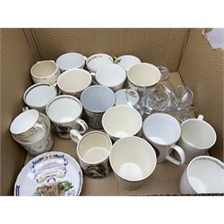 Twin handled cache pot in the style of Herend Hungary, stamped VA Portugal, decorated with birds upon branches, Mason's Ironstone large footed bowl in the Mandarin pattern, Spode Gainsborough bowl, Royal Doulton Bird of Paradise plate c1938 D4602, lustre plates, Aynsley, oriental style lidded vase, Portmeirion, lattice creamware, J & G Meakin Sol, Wedgwood, studio pottery, Spode York Minister boxed plate etc